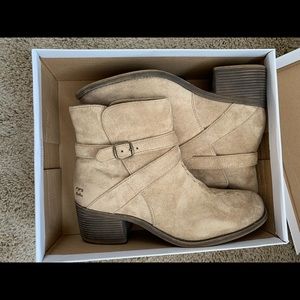 Billabong Booties | Size 10
